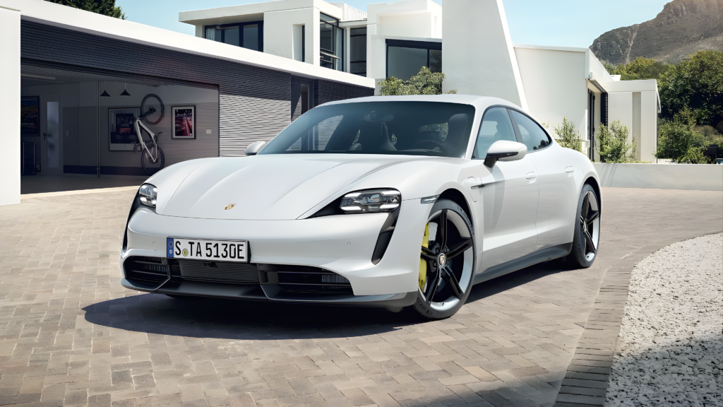 Porsche Taycan بورشه تايكان