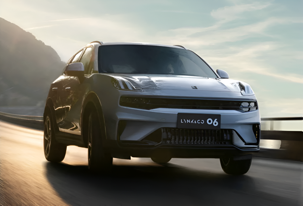 لينك أند كو Lynk & Co 06