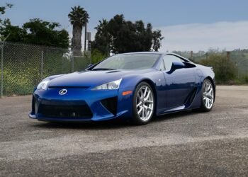 لكزس Lexus LFA
