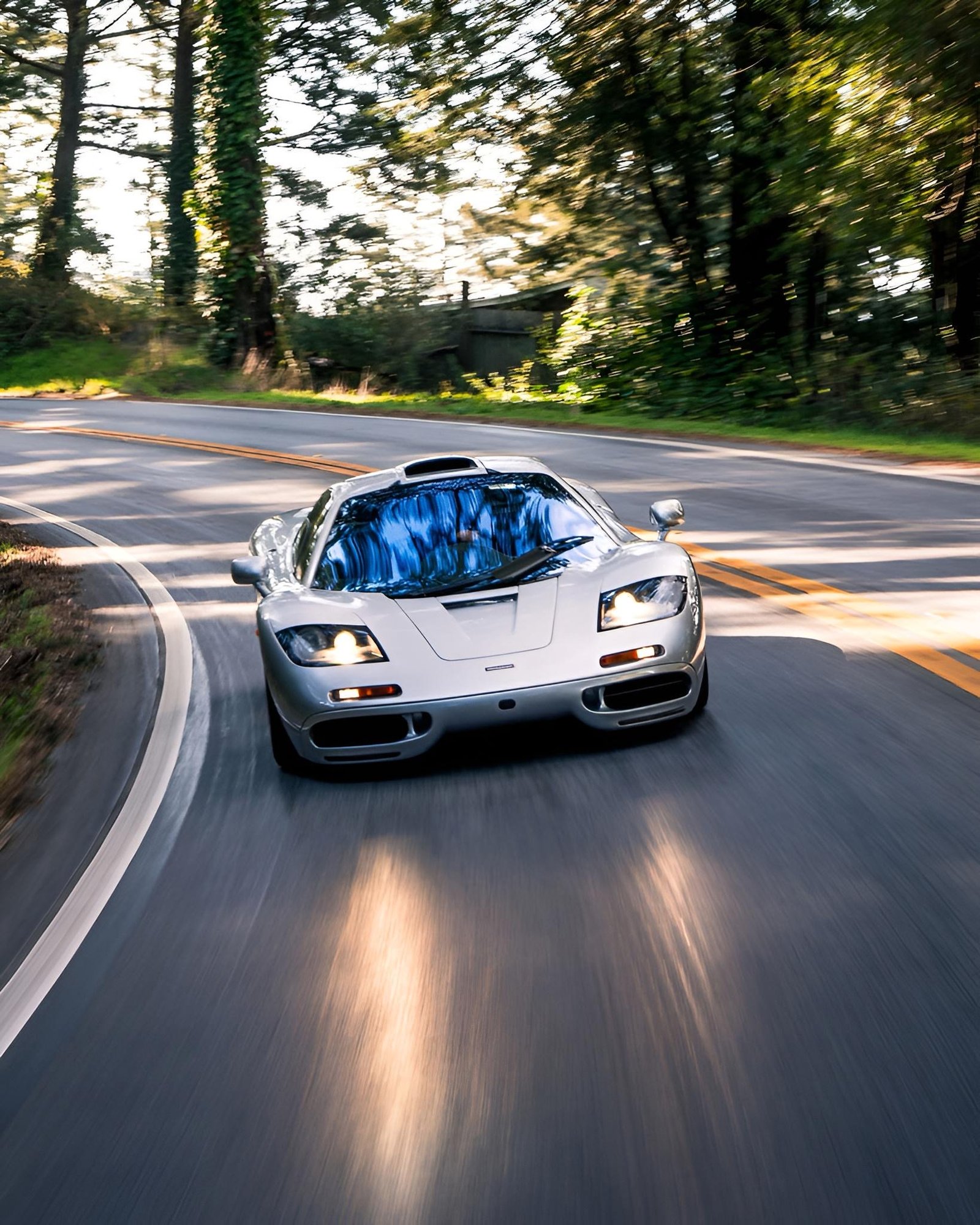 ماكلارين F1 موديل 1997 McLaren F1