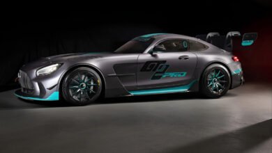 مرسيدس Mercedes-AMG GT2 PRO 2024