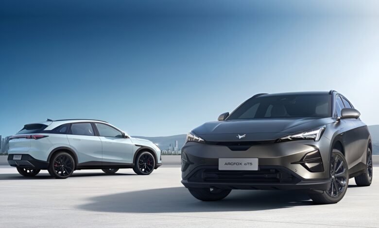 آركفوكس ألفا ARCFOX αT5 