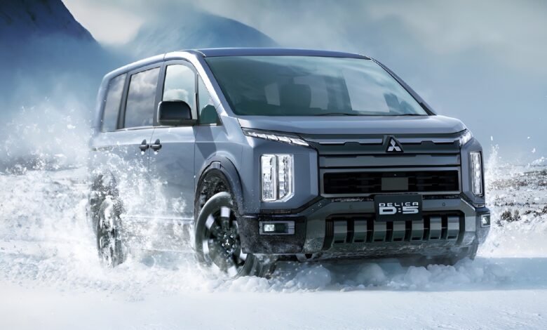 ميتسوبيشي ديليكا Mitsubishi Delica D:5