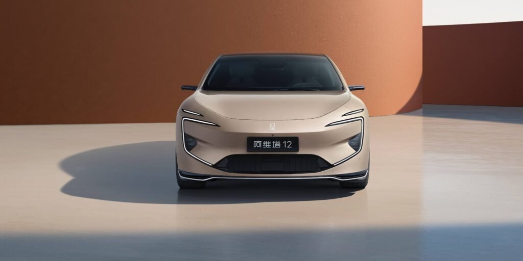 آفاتار AVATR 012