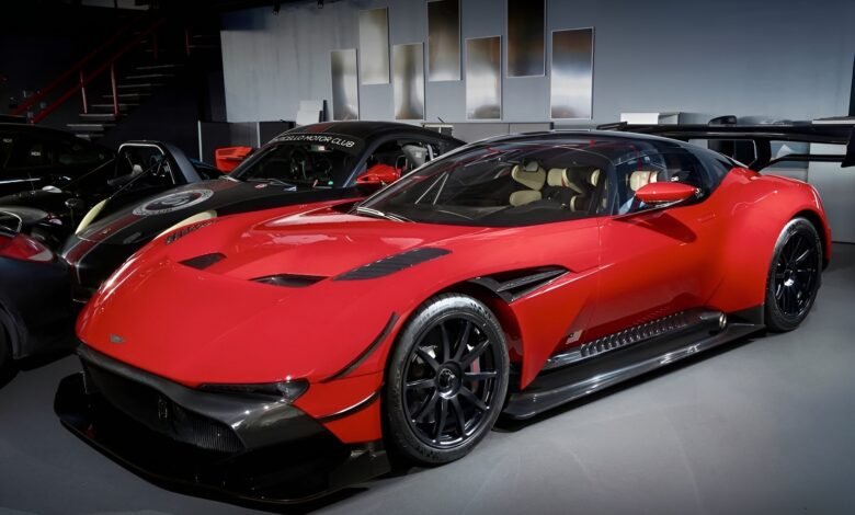  أستون مارتن فولكان Aston Martin Vulcan 