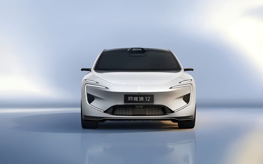 أفاتار Avatr 12