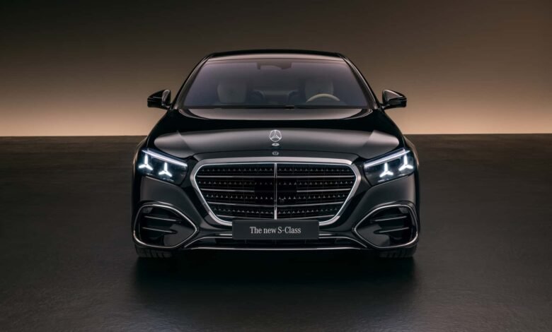  مرسيدس بنز Mercedes-Benz S-Class