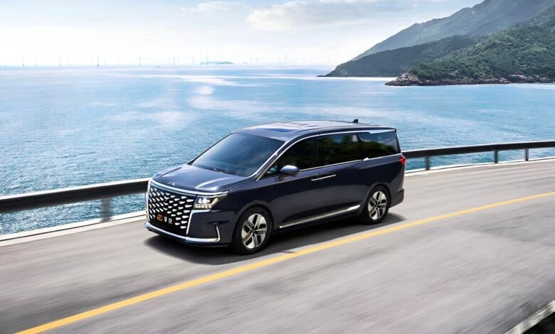 جاك JAC RF8 Plug-in Hybrid Electric Vehicle