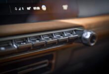 الأزرار التقليدية بالسيارات