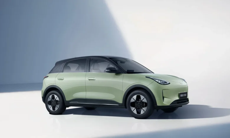 جيلي Geely E2