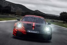 بورشه  Porsche 911 GT4 R