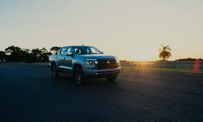 ميتسوبيشي Mitsubishi Triton 