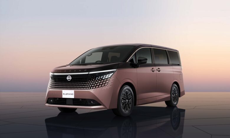 nissan-all-new-elgrand-luxury-hybrid-minivan