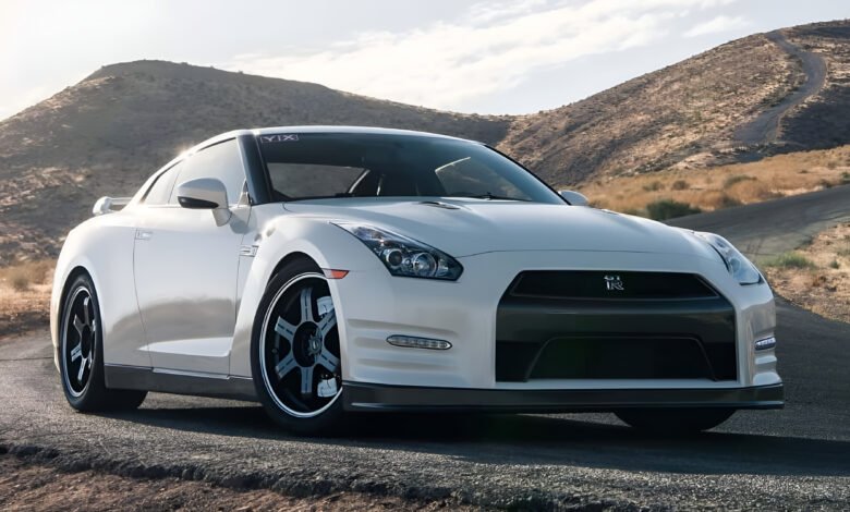 نيسان Nissan GT-R