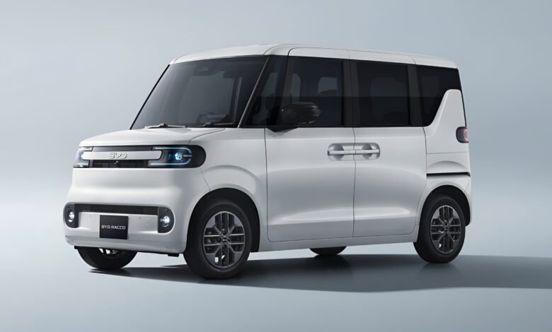 سيارة BYD Racco الكهربائية الصغيرة التي سجلت أكثر من ألف طلب في اليابان