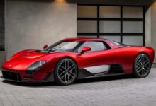 ماكلارين McL 6GT الاختبارية بمحرك V8 وناقل حركة يدوي