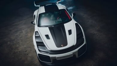 بورشه 911 GT2 فلاخباو RS بتصميم مستوحى من 935 Moby Dick