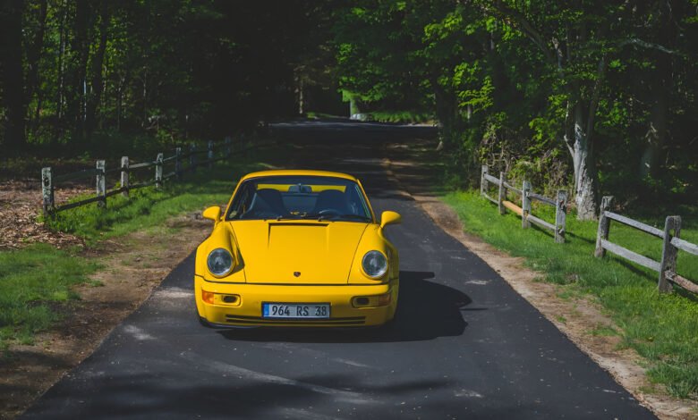 بورشه 911 كاريرا RS 3.8 النادرة موديل 1993