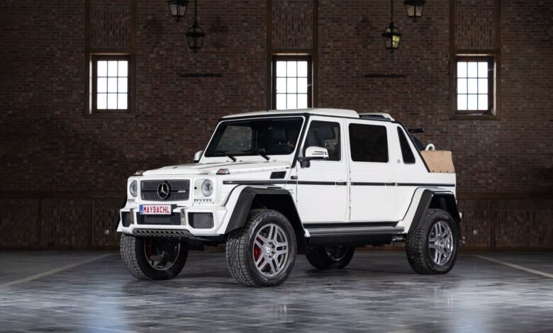 مرسيدس مايباخ G 650 لاندوليت موديل 2018 باللون الأبيض
