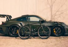 بورشه 911 GT3 RS ودراجة Specialized S-Works