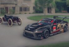 سيارة Ford Mustang GT3 بتصميم Sweepstakes خلال سباق Petit Le Mans