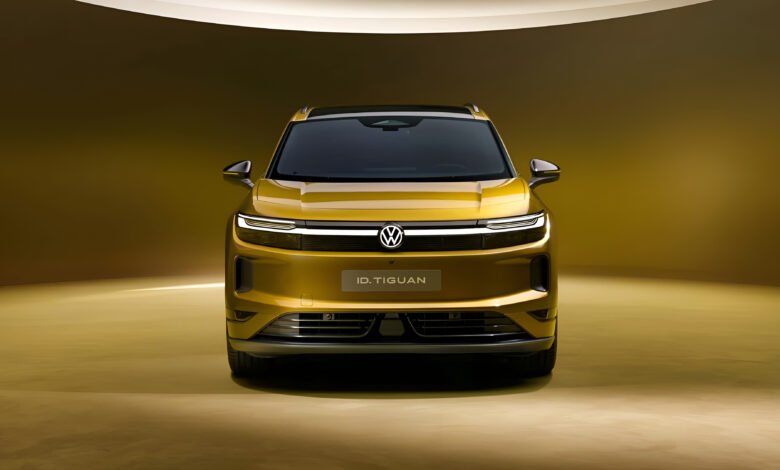 فولكس فاجن ID. Tiguan الكهربائية تحل محل ID.4 وID.5 