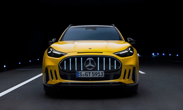 السيارة الرياضية متعددة الاستخدامات الكهربائية مرسيدس AMG GT SUV موديل 2028